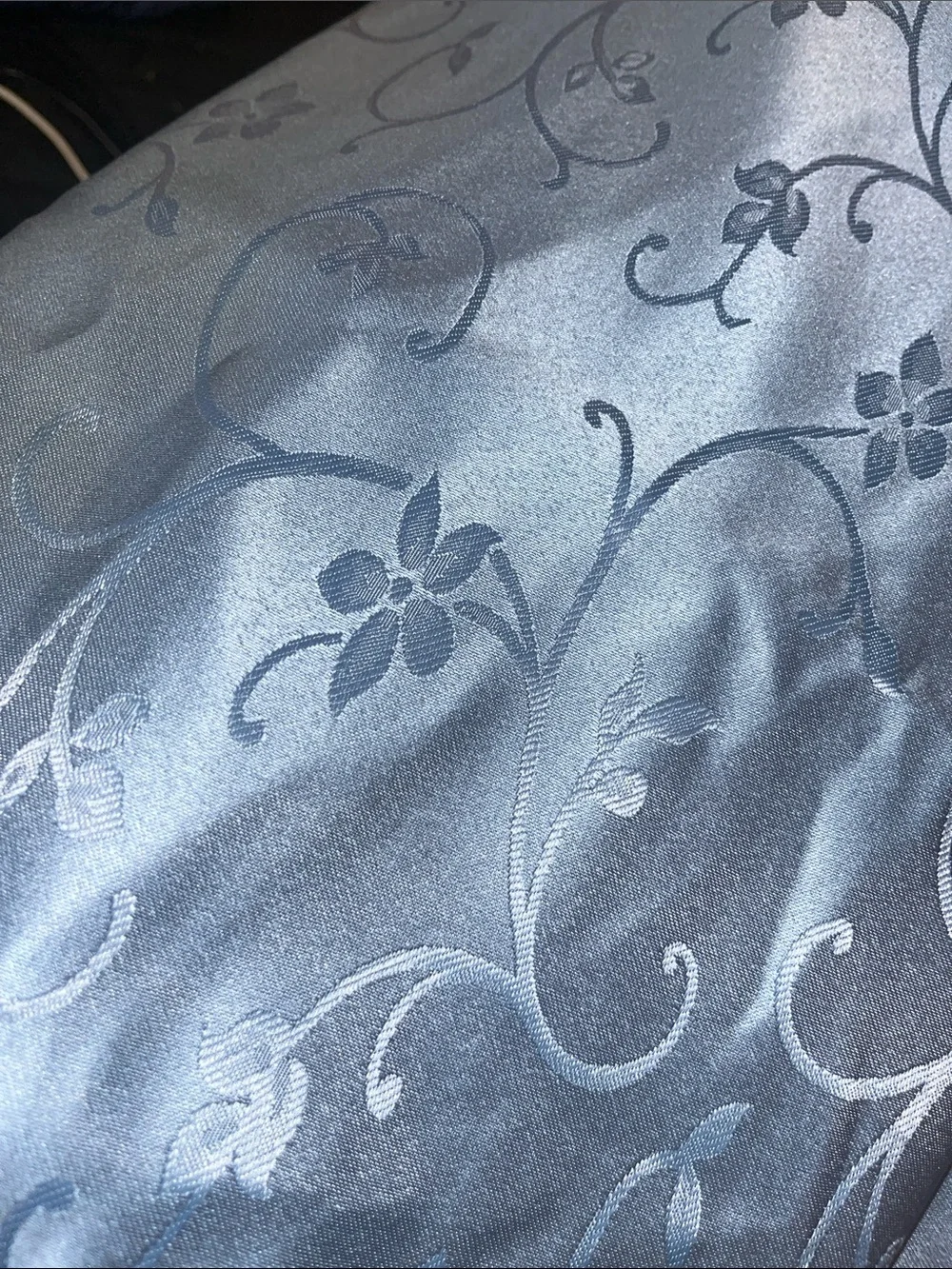 Elegant Blue Floral Jacquard Table Linen - Unbranded 278